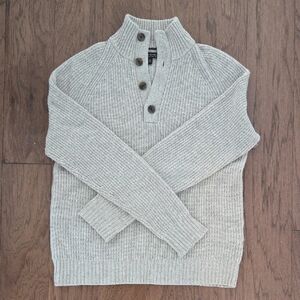 Banana Republic Men's Gray Mock Neck Sweater with Button Collar